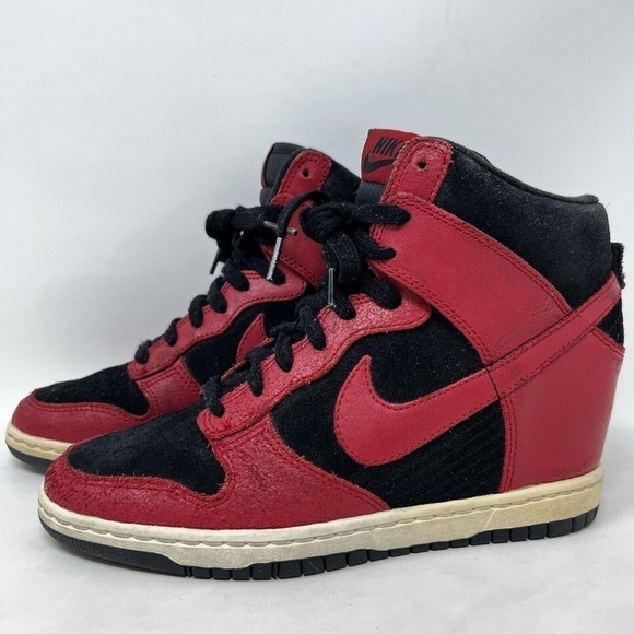 Nike Dunk Sky Hi Women's Size 8 Hidden Wedge Heels Black Red Shoes 528899-016 - Picture 2 of 13